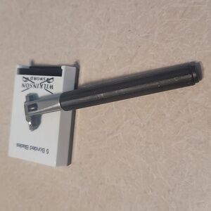 Gillette Vintage Razor Wilkinson Sword Bonded Blades